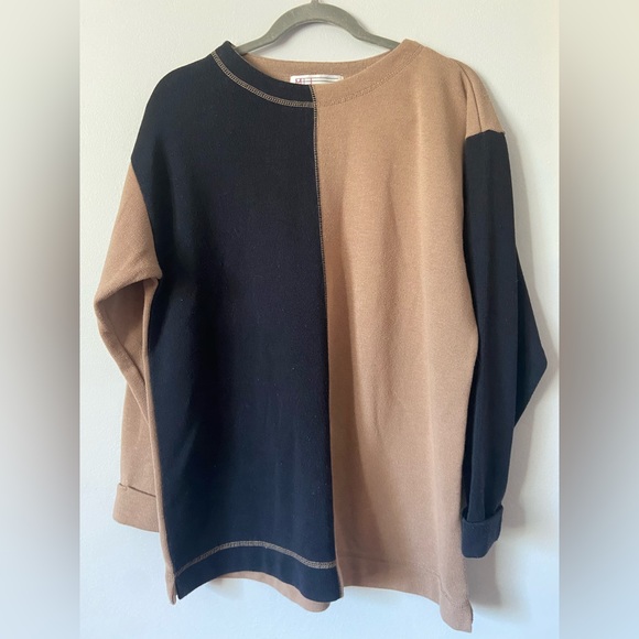 Vintage Oversized Two-Toned Crewneck Sweater in Camel and Black – Size Large - Picture 1 of 3
